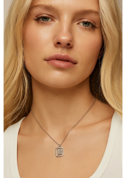 Frame Taşlı B Harfi Gümüş Kolye modelleri