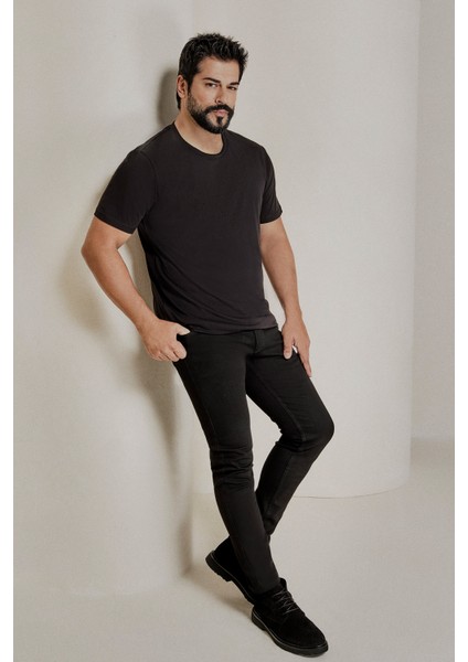 Erkek Siyah %100 Pamuk Slim Fit Dar Kesim Bisiklet Yaka Tişört modelleri