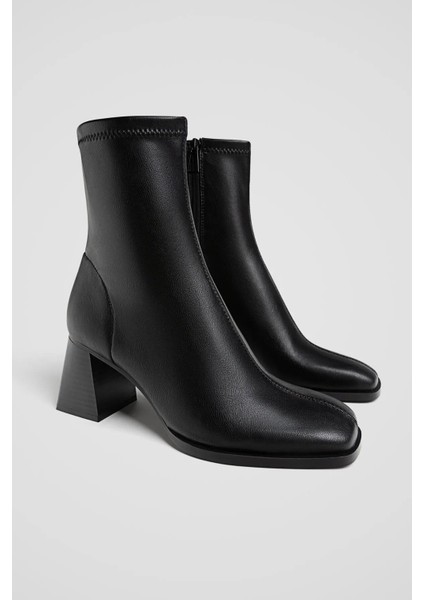 Streç Bilekli Orta Boy Blok Topuklu Bot fiyatları