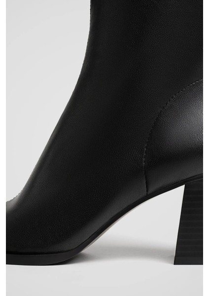 Streç Bilekli Orta Boy Blok Topuklu Bot fırsatları