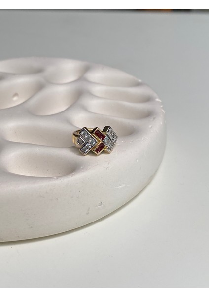 Ithal Vip Bordo Mine Detay Zirkon Taşlı Kıkırdak Küpe fırsatları