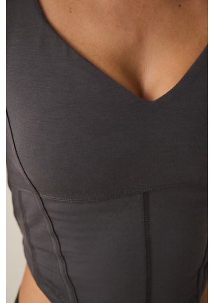 Antrasit Modal V Yaka Çıkarılabilir Kaplı Sporcu Crop Üst