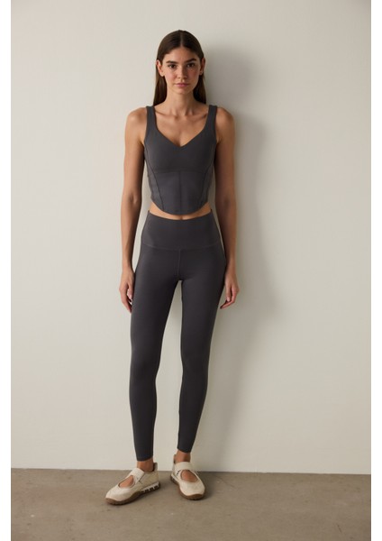 Antrasit Modal V Yaka Çıkarılabilir Kaplı Sporcu Crop Üst