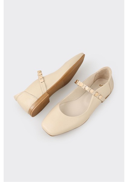 Bej Deri Kadın Günlük Ayakkabı modelleri