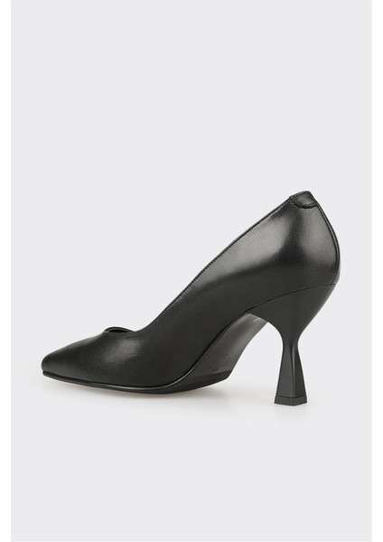 Siyah Deri Kadın Stiletto modelleri