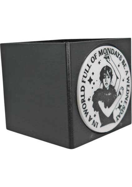 Wednesday Addams Kalemlik – Sürpriz Anahtarlık Hediyeli ✅ modelleri