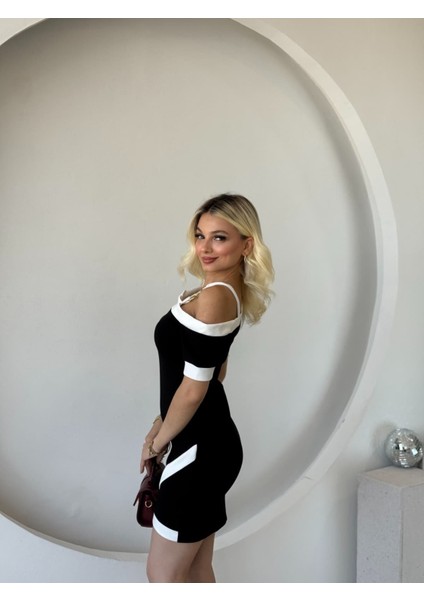 Kadın Kısa Kollu Asimetrik Kesim Yaka Şerit ve Aksesuar Detaylı Modal Elbise