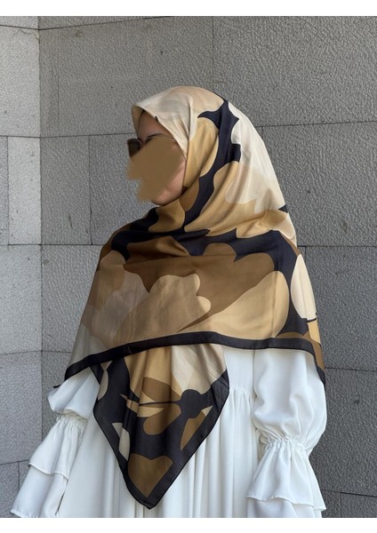 Pamuklu Vera Desen Eşarp-Siyah/gold