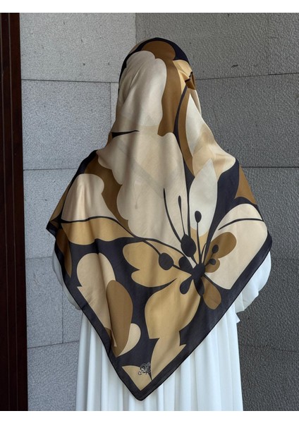 Pamuklu Vera Desen Eşarp-Siyah/gold