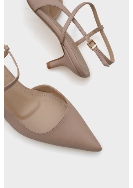 Perla Orta Topuklu Bilekten Bantlı Sivri Burunlu Kadın Ayakkabı