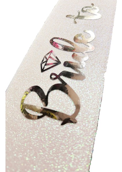 Beyaz Üzeri Gümüş Italik Alyanslı Bride To Be Yazılı Simli Işıltılı Kuşak Kemer 10 cm Genişlik (3791) modelleri