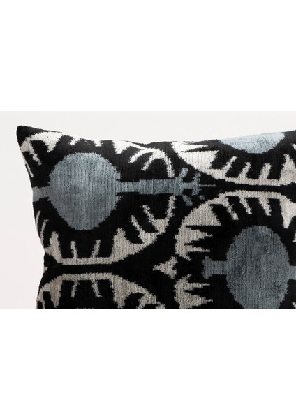 Ipek Kadife Ikat Dekoratif Kırlent Kılıfı fiyatları