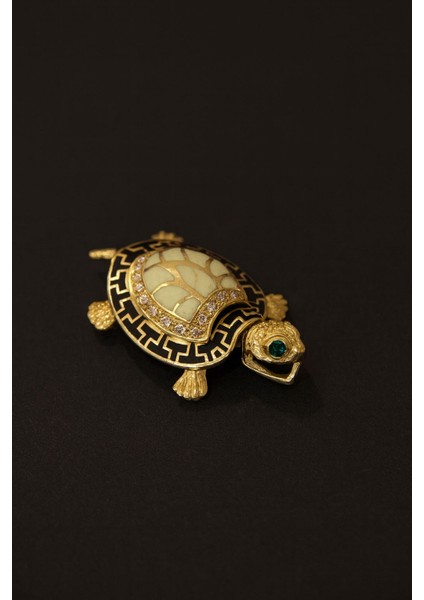 14 Ayar Altın Kaplumbağa Figürlü Kolye Ucu