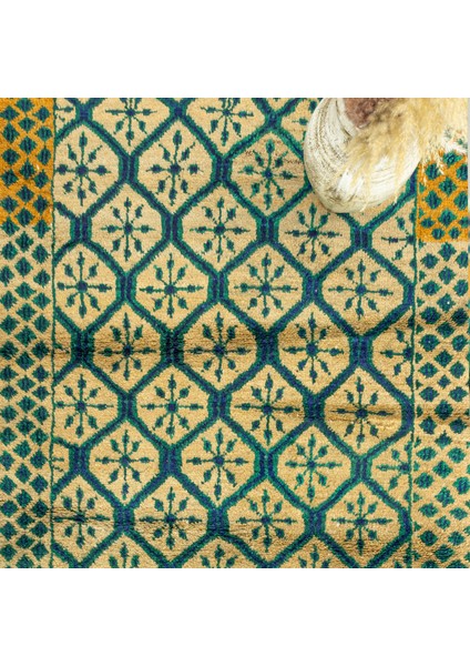 Razavi Geometrik Desenli Tülü Halı 120X178 cm modelleri