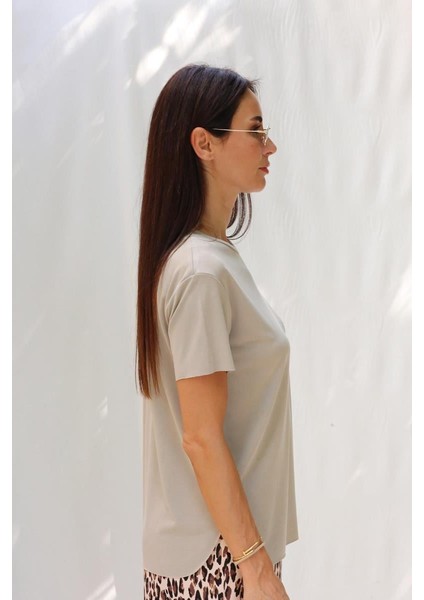 Kadın Yuvarlak Yaka Kol Etek Lazer Kesim Modal T-Shirt fiyatları