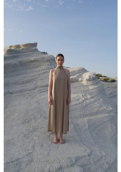 Sırt Dekolteli Elbise