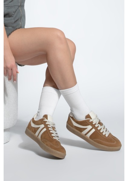 Kadın Sneaker Bağcıklı Düz Taban Spor Ayakkabı Tiyone fiyatları