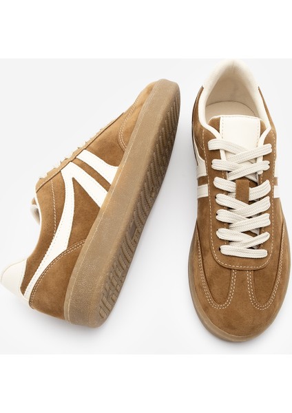 Kadın Sneaker Bağcıklı Düz Taban Spor Ayakkabı Tiyone