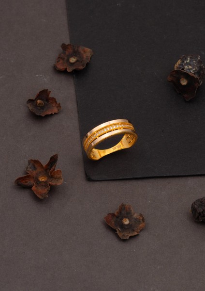 Ajda Model Altın Yüzük modelleri