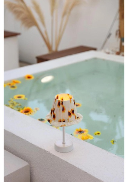 Ayçiçeği Pileli Fırfır Detaylı Sunflower Kablosuz Pilli Masa Lambası – Alt Uzun Beyaz modelleri