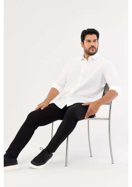 AC&Co / Altınyıldız Classics Erkek Beyaz Ütülemesi Kolay Slim Fit Dar Kesim Klasik Yaka Pamuklu Gömlek fırsatları