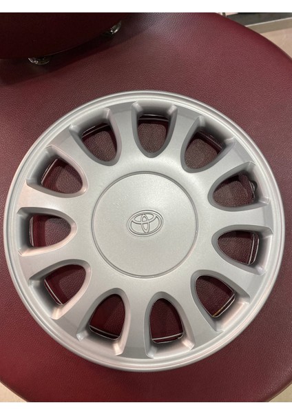 14 Inc Toyota Corolla Jant Kapagı Takımı 4 Adet Krom Amblem Hediyeli fiyatları