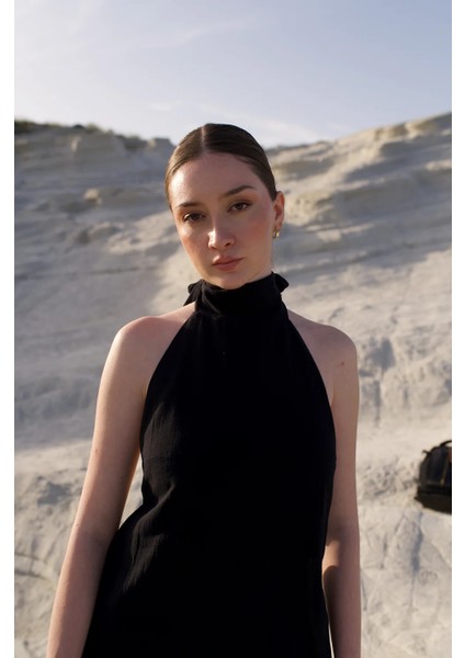 Sırt Dekolteli Elbise