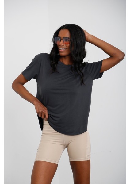 Kadın Yuvarlak Yaka Kol Etek Lazer Kesim Modal T-Shirt