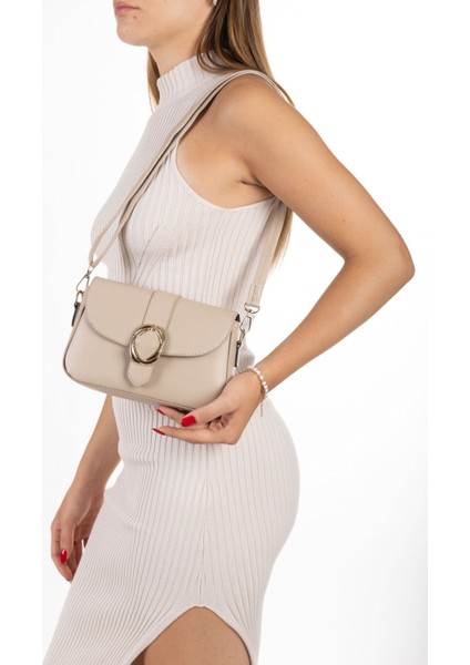 Toka Detaylı Kapaklı Günlük Kadın Omuz Çantası modelleri