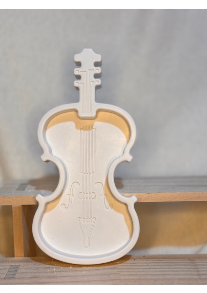 Keman Şeklinde Seramik Anahtarlık ve Dekoratif Obje – 20 cm El Yapımı Duvar ve Masa Süsü modelleri