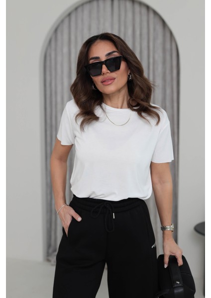 Kadın Yuvarlak Yaka Kol Etek Lazer Kesim Modal T-Shirt fırsatları