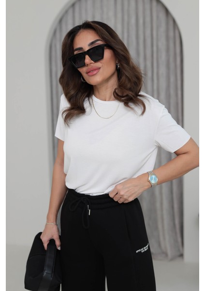 Kadın Yuvarlak Yaka Kol Etek Lazer Kesim Modal T-Shirt