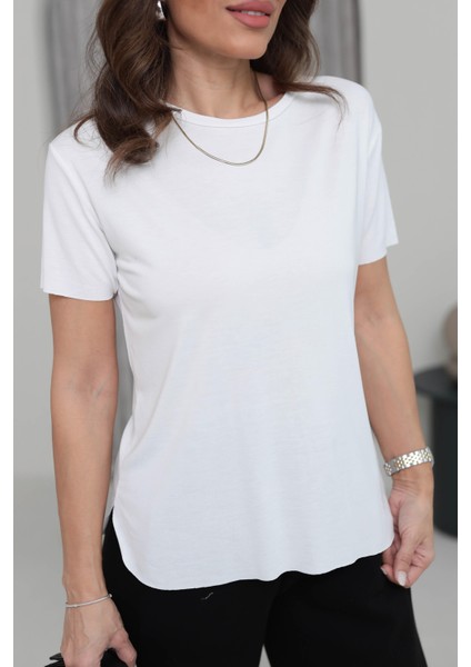 Kadın Yuvarlak Yaka Kol Etek Lazer Kesim Modal T-Shirt