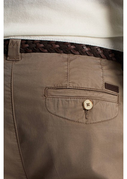 Saf Pamuk Tütün Rengi Regular Fit Chino Pantolon fırsatları