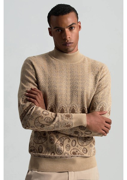 Merino Yün Ipek Karışım Paisley Desen Lupetto Yaka Camel Triko Kazak