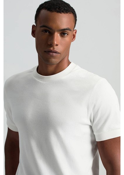 Saf Pamuk Bisiklet Yaka Beyaz Basic T-Shirt fiyatları