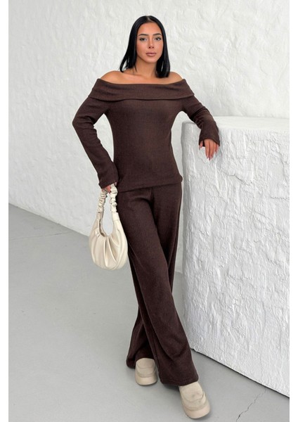 Kadın Kahverengi Selanik Kumaş Madonna Yaka Alt Üst Pantolonlu Takım fiyatları