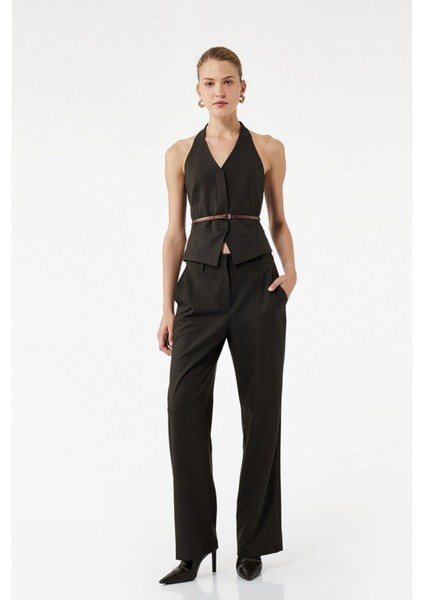 Kolsuz Düğmeli Kemerli Halter Yaka Yelek 6WAK20035UW fiyatları