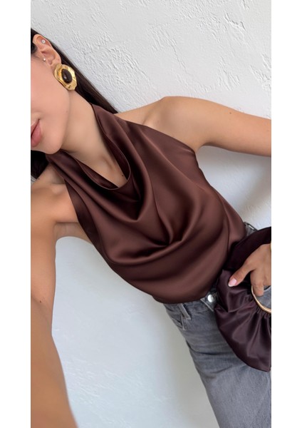 Kahverengi Saten Bluz fırsatları