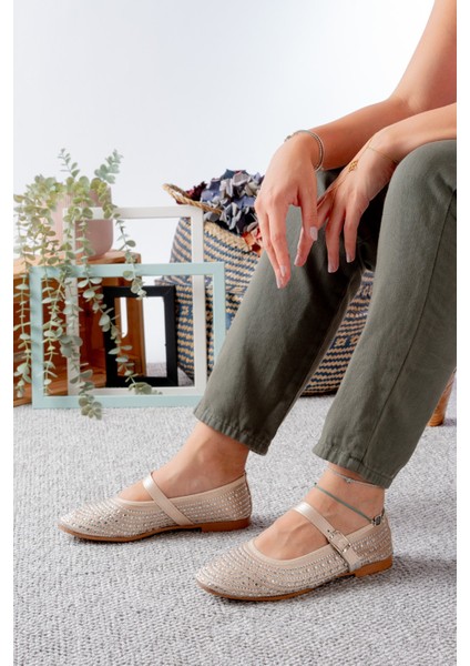 Kadın Baretli Taşlı Günlük Babet Ayakkabı