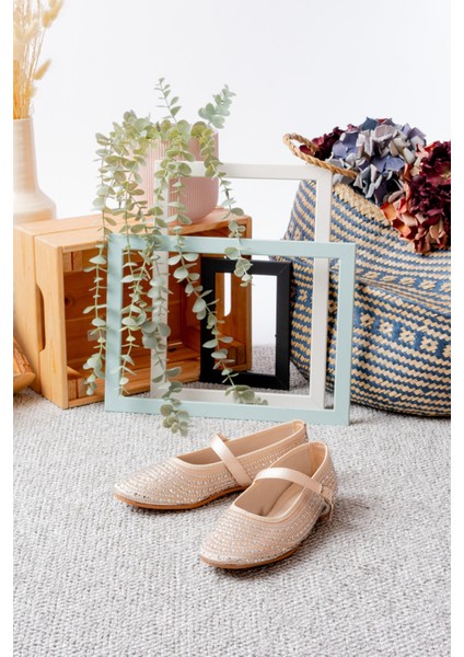 Kadın Baretli Taşlı Günlük Babet Ayakkabı fırsatları