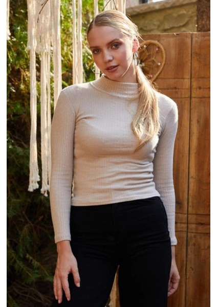Bej Renk Triko Body