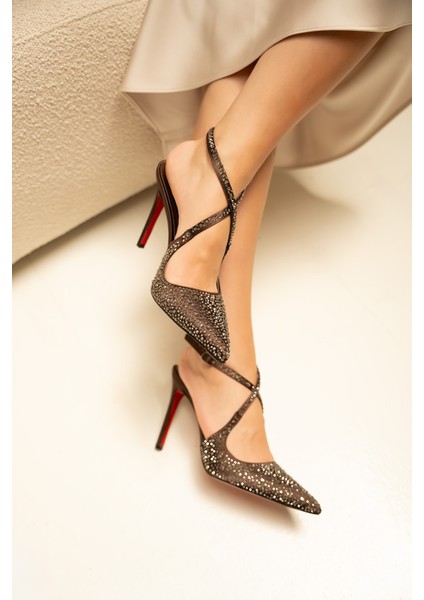Never Acı Kahve Saten Taşlı Çapraz Detaylı Kadın Topuklu Ayakkabı modelleri