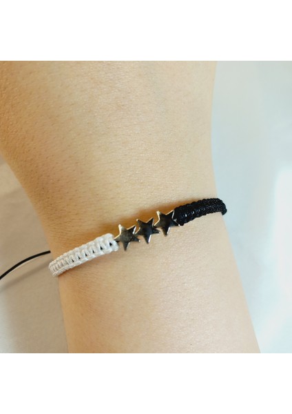 Beşiktaş 3 Yıldızlı Gümüş Kaplama Makrome Örgü Taraftar Bileklik, Siyah Beyaz Bileklik, Maç Aksesuarı, Taraftar Bileklik, Makrome Bileklik, Beşiktaş Bileklik, Bjk Yıldız Bileklik fiyatları