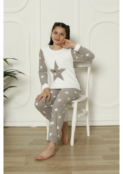 Kız Çocuk Beyaz Peluş Alt Yıldızlı Yumoş Kışık Sıcak Tutan Kumaş Pijama Takımı