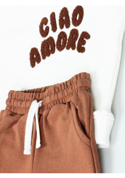 Bebek Pamuklu Beyaz Ciao Amore Sweatshirt ve Kahve Eşofman Takım - Konforlu Günlük Stil fiyatları