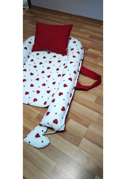 Kırmızı Kalpli Bebek Yatağı fırsatları