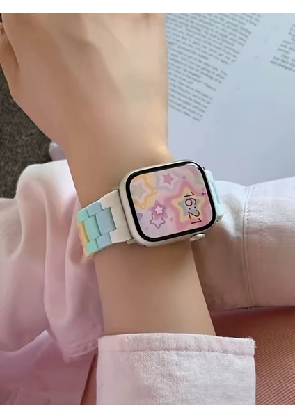 Apple Watch Için Uyumlu Hologram Şeffaf Baklalı Kordon 42 mm 44 mm 45 mm 49 mm Uyumlu