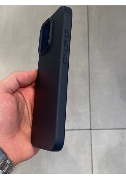 Iphone 16 Pro Max Uyumlu Içi Kadife Lansman Silikon Kılıf indirimleri