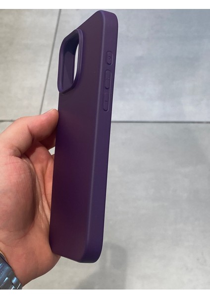 Apple iPhone 16 Pro Max Uyumlu İçi Kadife Lansman Silikon Kılıf fırsatları